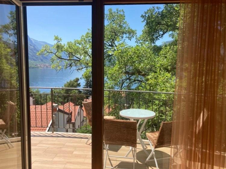Apartments Villa Eden Kotor Buitenkant foto