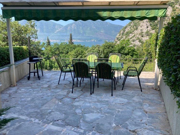 Apartments Villa Eden Kotor Buitenkant foto